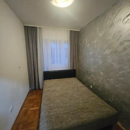Daba 1 Apartman *